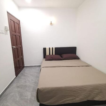 Wellson Home Ipoh 56 10Px 全新链接式民宿有两间 Ngoại thất bức ảnh